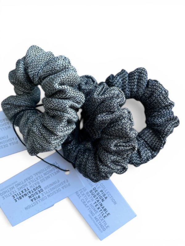 Pisa Design scrunchies