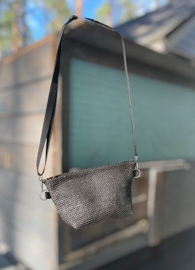 Pisa Design Whisperer bag golden hanging